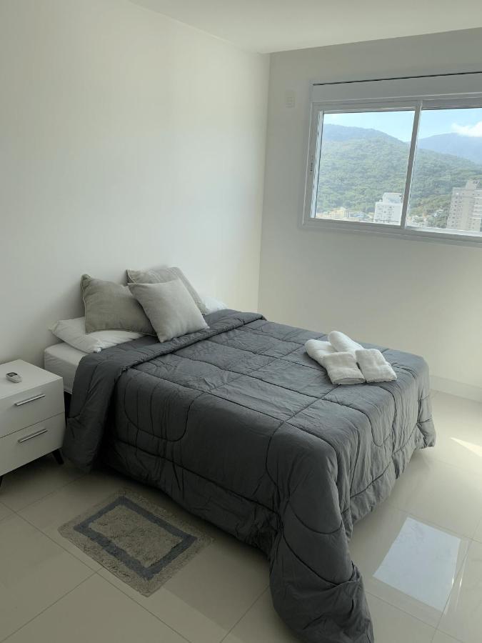 Cobertura Com Belissima Vista Para O Mar E Jacuzzi イタペマ エクステリア 写真