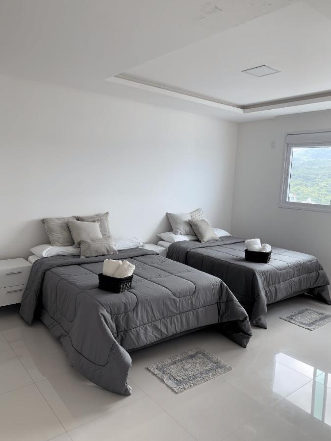Cobertura Com Belissima Vista Para O Mar E Jacuzzi イタペマ エクステリア 写真