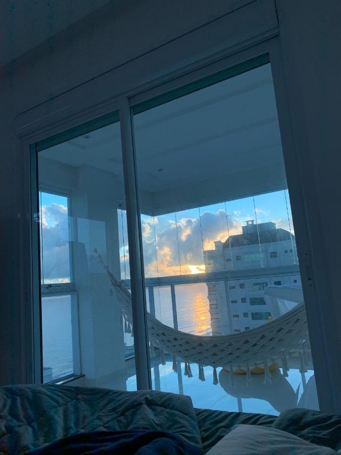 Cobertura Com Belissima Vista Para O Mar E Jacuzzi イタペマ エクステリア 写真
