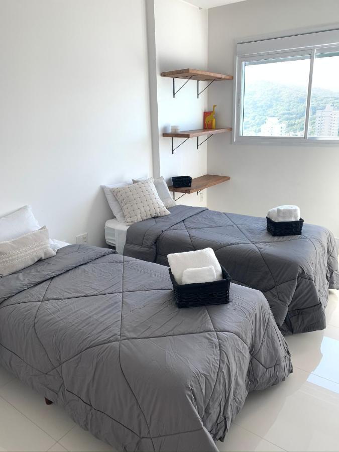Cobertura Com Belissima Vista Para O Mar E Jacuzzi イタペマ エクステリア 写真