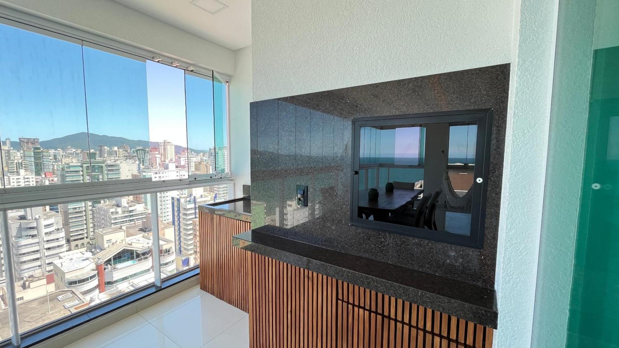 Cobertura Com Belissima Vista Para O Mar E Jacuzzi イタペマ エクステリア 写真